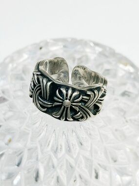 925 Sterling Silver Floral Cross-Style Adjustable Band Ring